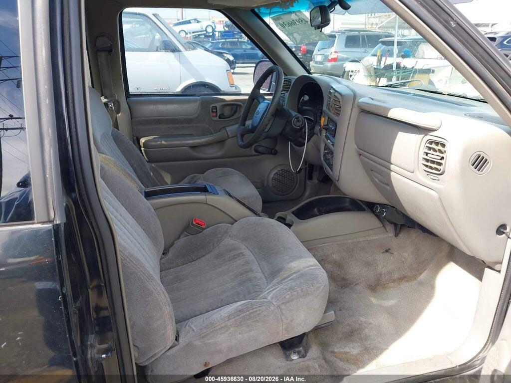 1GCCS19W1YK240307 2000 CHEVROLET S-10 photo no. 5