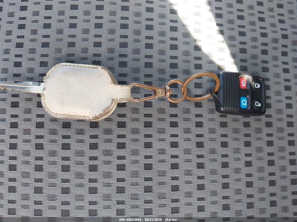 1FAFP36N06W167660 2006 FORD FOCUS photo no. 11