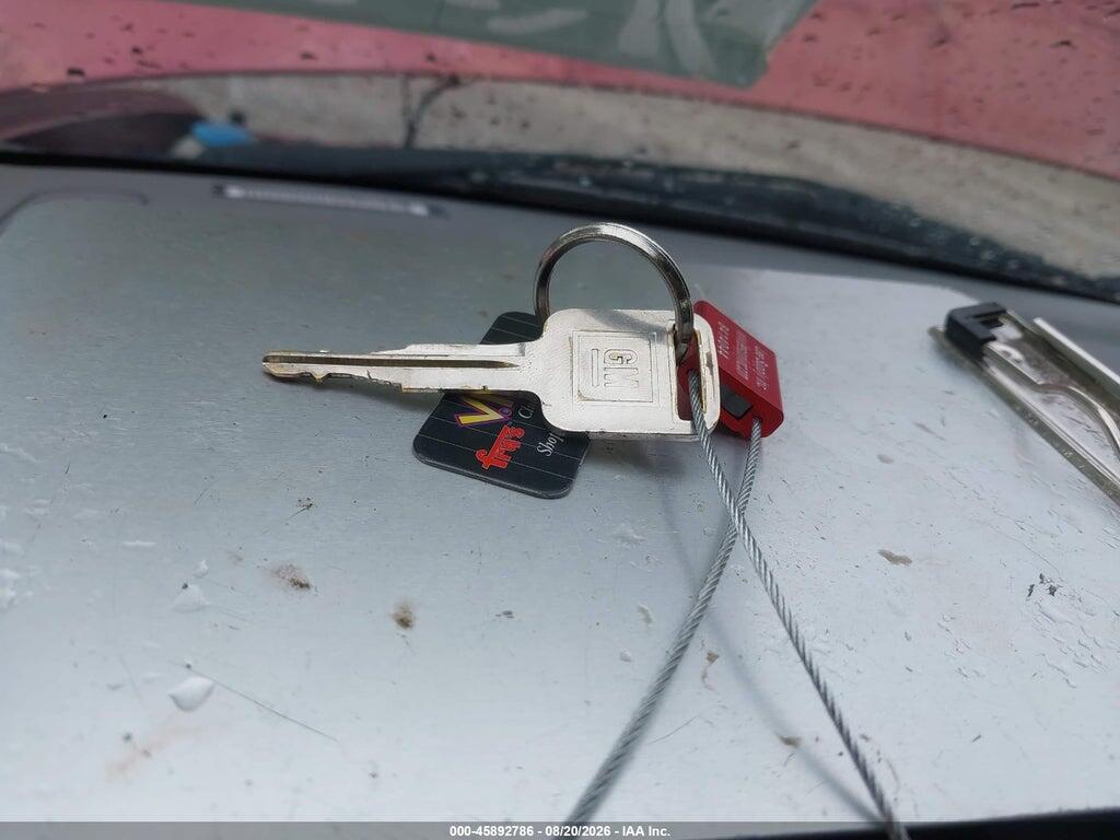 2CNBJ13C8Y6952227 2000 CHEVROLET TRACKER photo no. 11