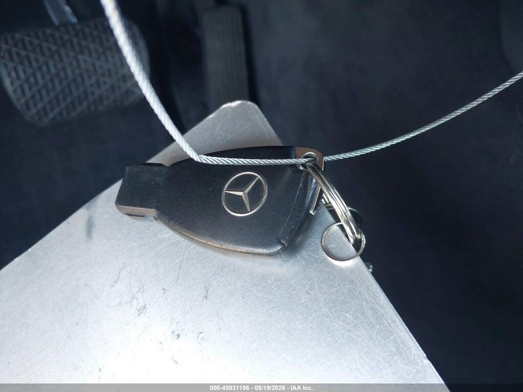 WDBUF65J23A336928 2003 MERCEDES-BENZ E 320 photo no. 11