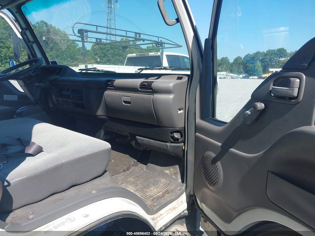 J8DC4B14047008898 2004 GMC W4S042 W4500 DSL REG photo no. 5