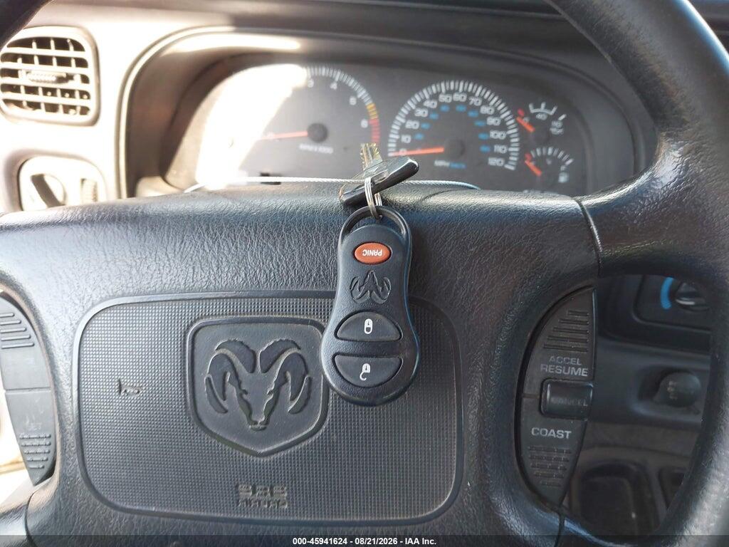 1B7GL22N3YS677845 2000 DODGE DAKOTA photo no. 11
