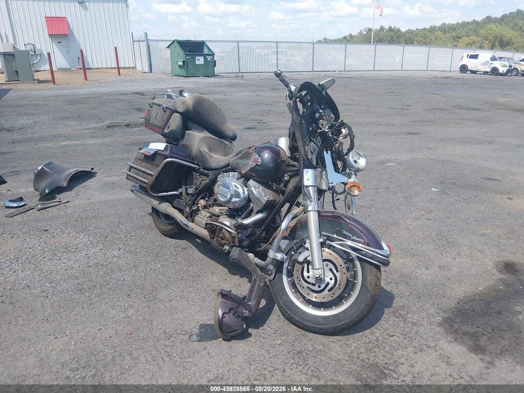 1HD1FCW136Y704352 2006 HARLEY-DAVIDSON FLHTCUI photo no. 2