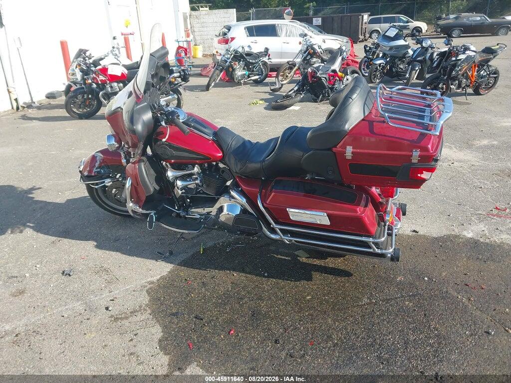 1HD1FCW156Y637804 2006 HARLEY-DAVIDSON FLHTCUI photo no. 12