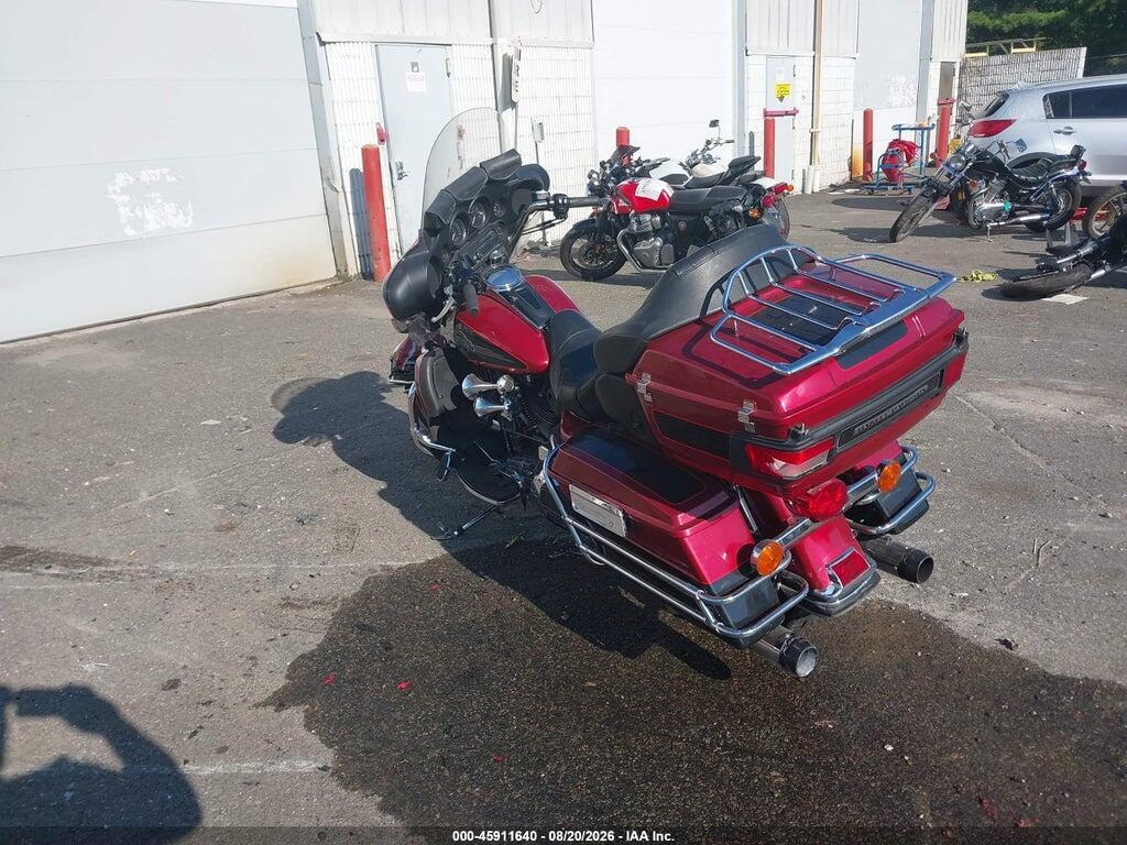 1HD1FCW156Y637804 2006 HARLEY-DAVIDSON FLHTCUI photo no. 3