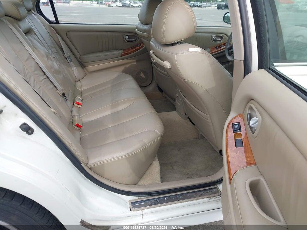 JNKDA31A44T201684 2004 INFINITI I35 photo no. 8