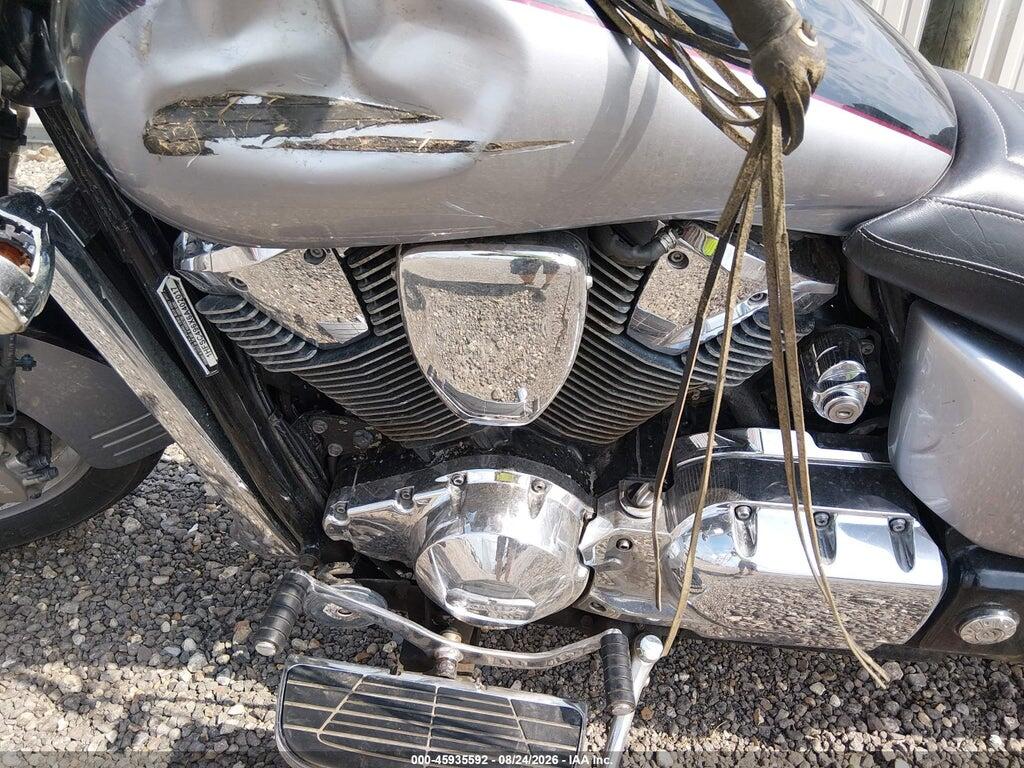 1HFSC496X6A402017 2006 HONDA VTX1800 photo no. 9