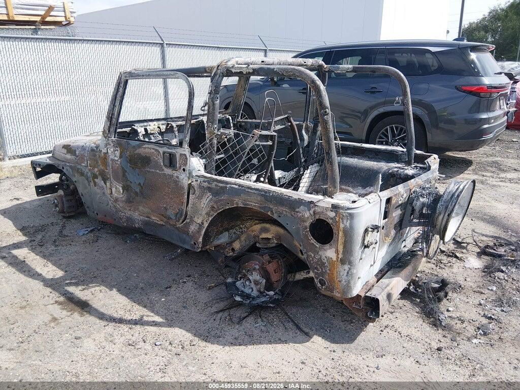 1J4FA59S24P738429 2004 JEEP WRANGLER photo no. 3