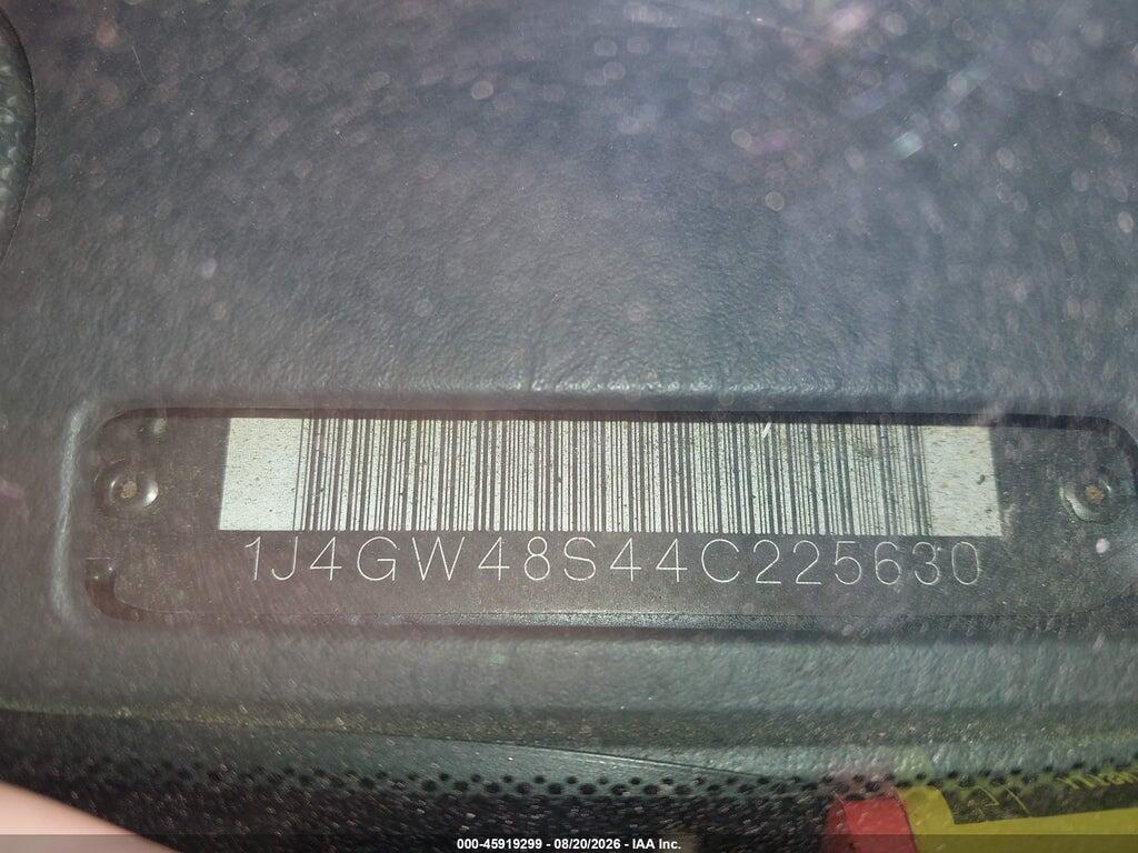 1J4GW48S44C225630 2004 JEEP GRAND CHEROKEE photo no. 9