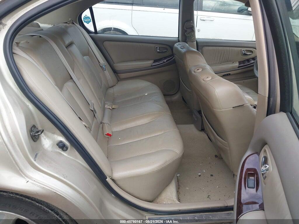 JNKCA31A2YT211485 2000 INFINITI I30 photo no. 8
