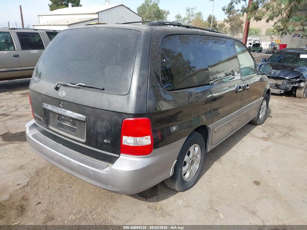 KNDUP131246574612 2004 KIA SEDONA photo no. 4