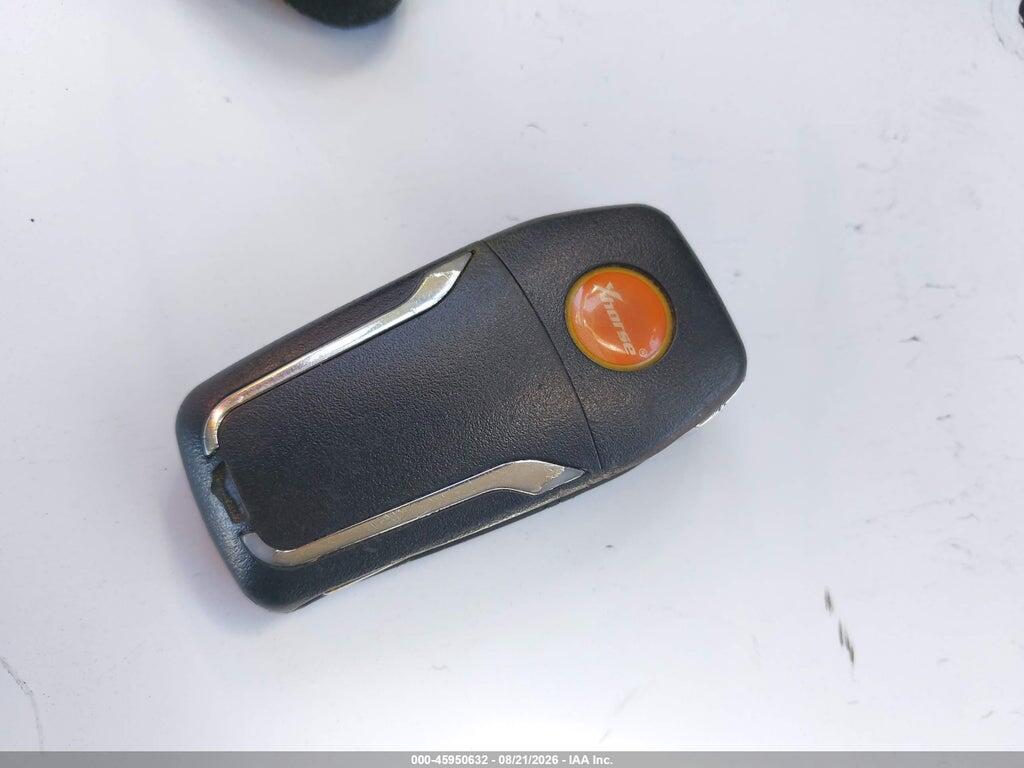 2T1KR32E43C046725 2003 TOYOTA MATRIX photo no. 11
