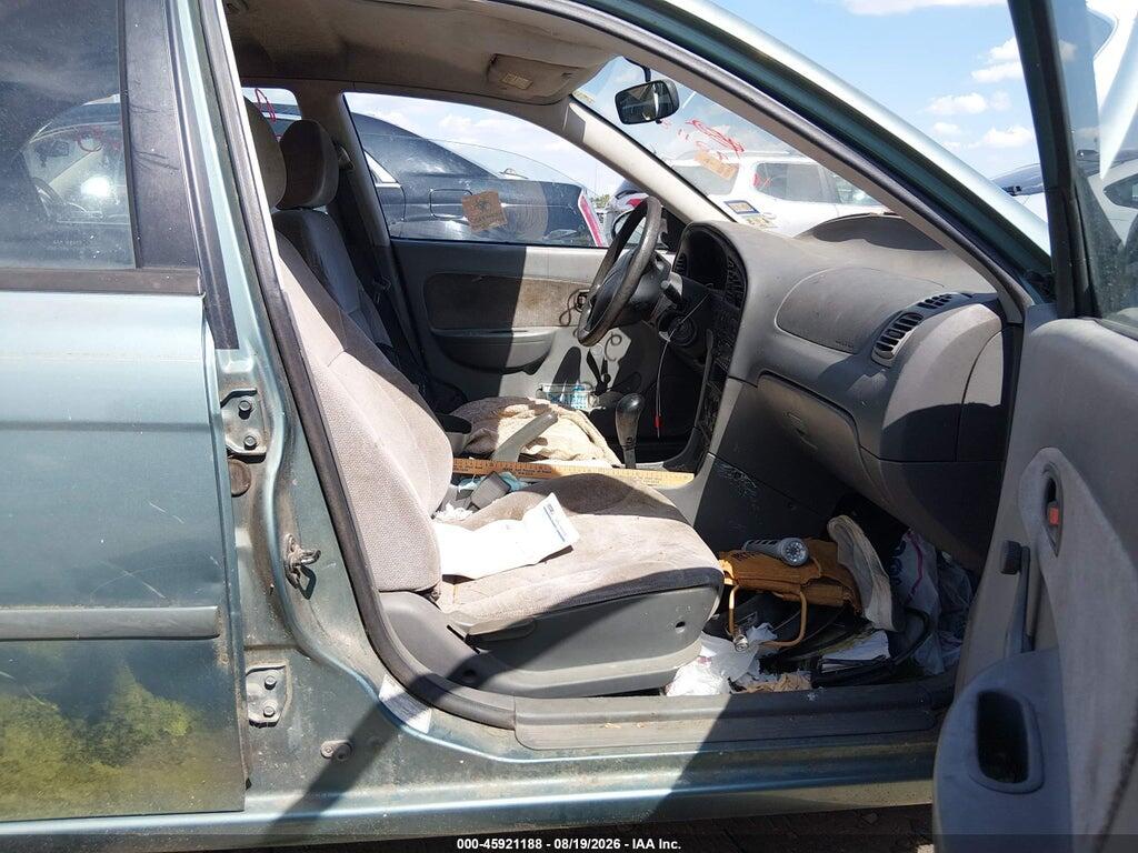 KNAFB1612Y5208600 2000 KIA SPECTRA photo no. 5