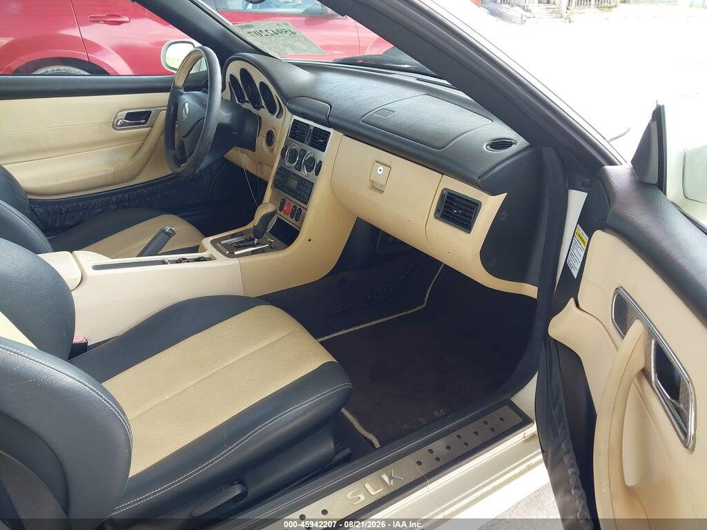 WDBKK49F54F300586 2004 MERCEDES-BENZ SLK 230 photo no. 5
