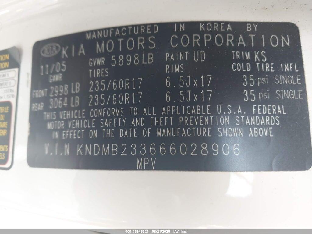 KNDMB233666028906 2006 KIA SEDONA photo no. 9