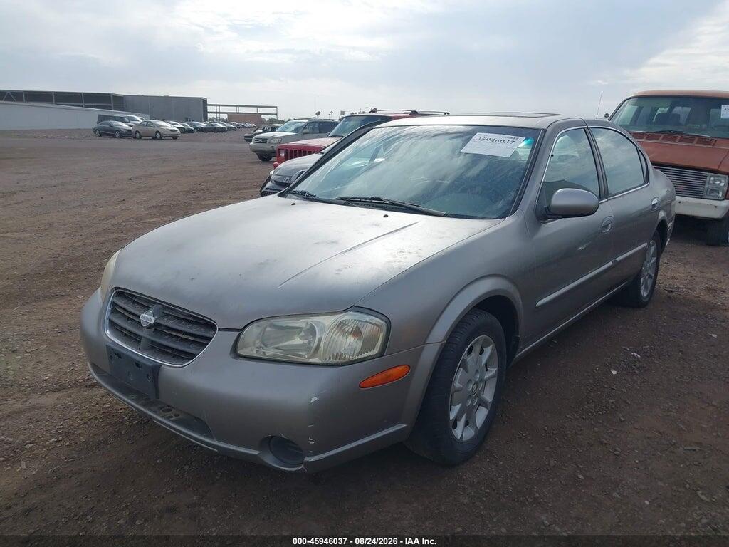 JN1CA31D0YT758365 2000 NISSAN MAXIMA photo no. 2
