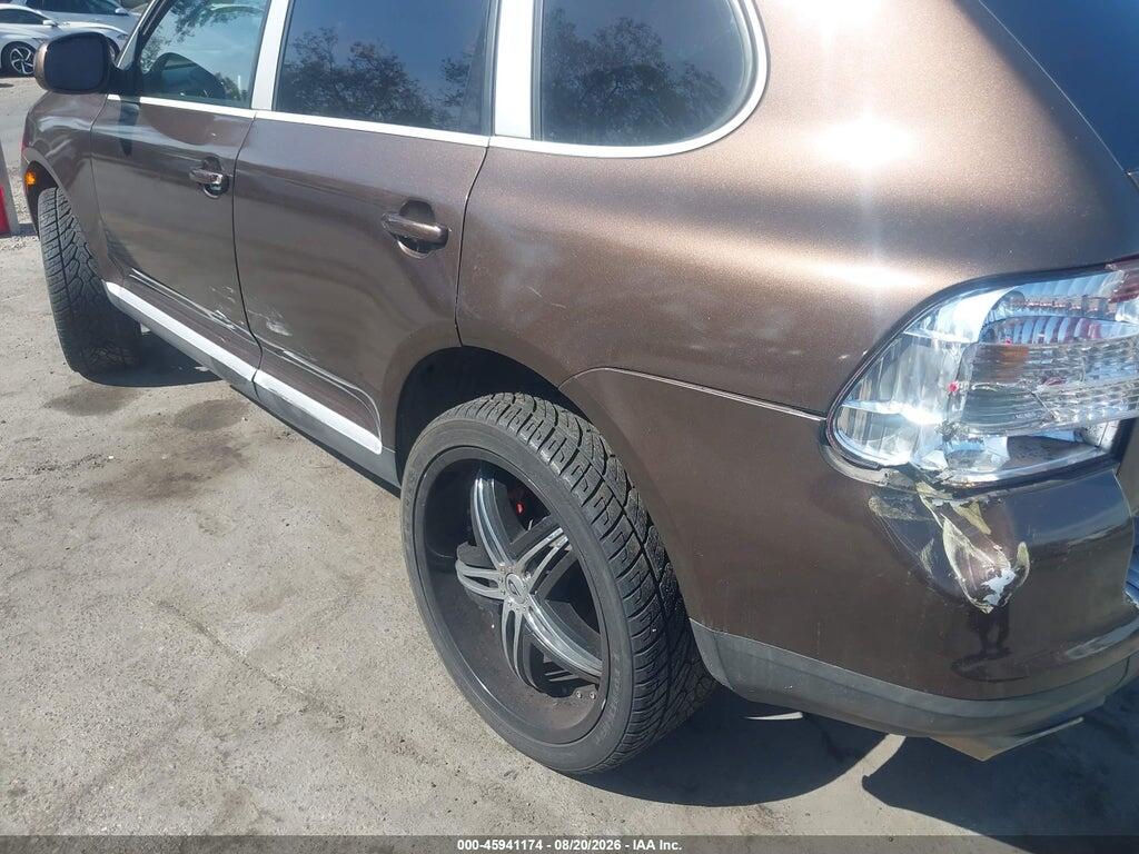 WP1AB29P14LA77179 2004 PORSCHE CAYENNE photo no. 6