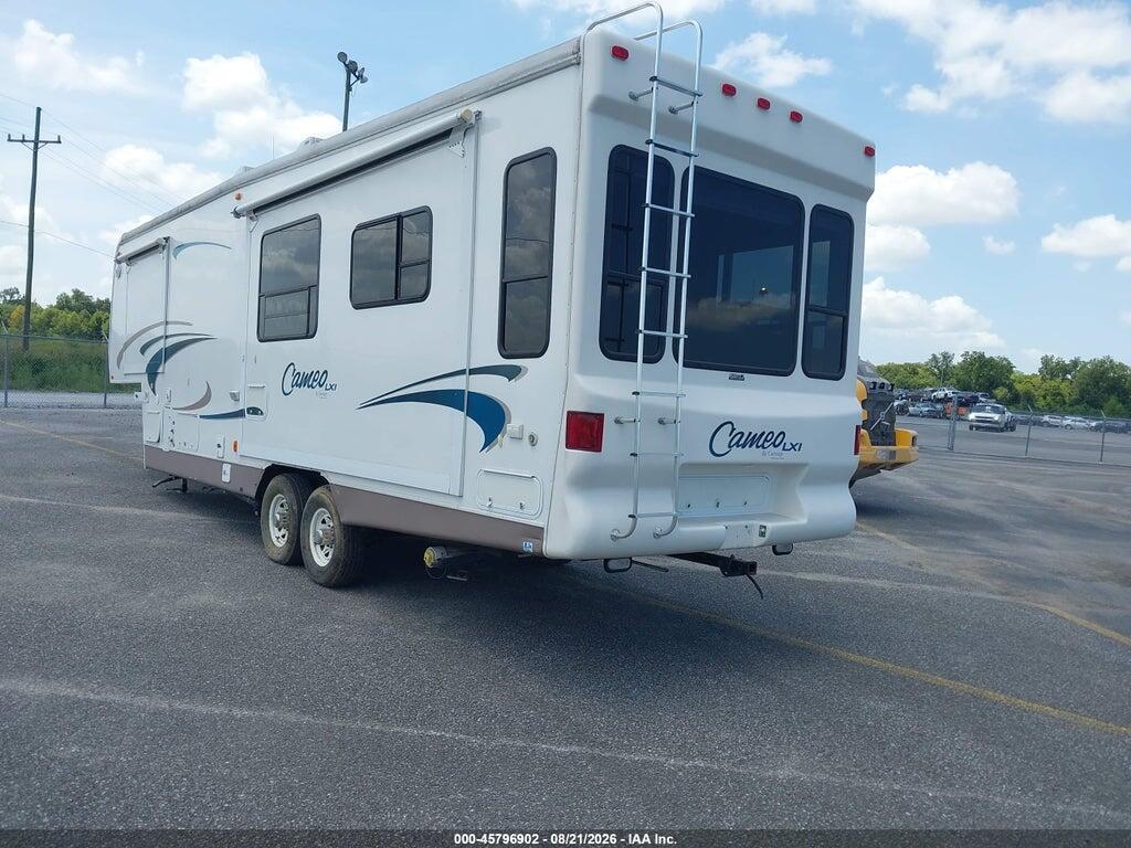 16F62E3R121A03212 2002 CAMEO 5TH WHEEL photo no. 3