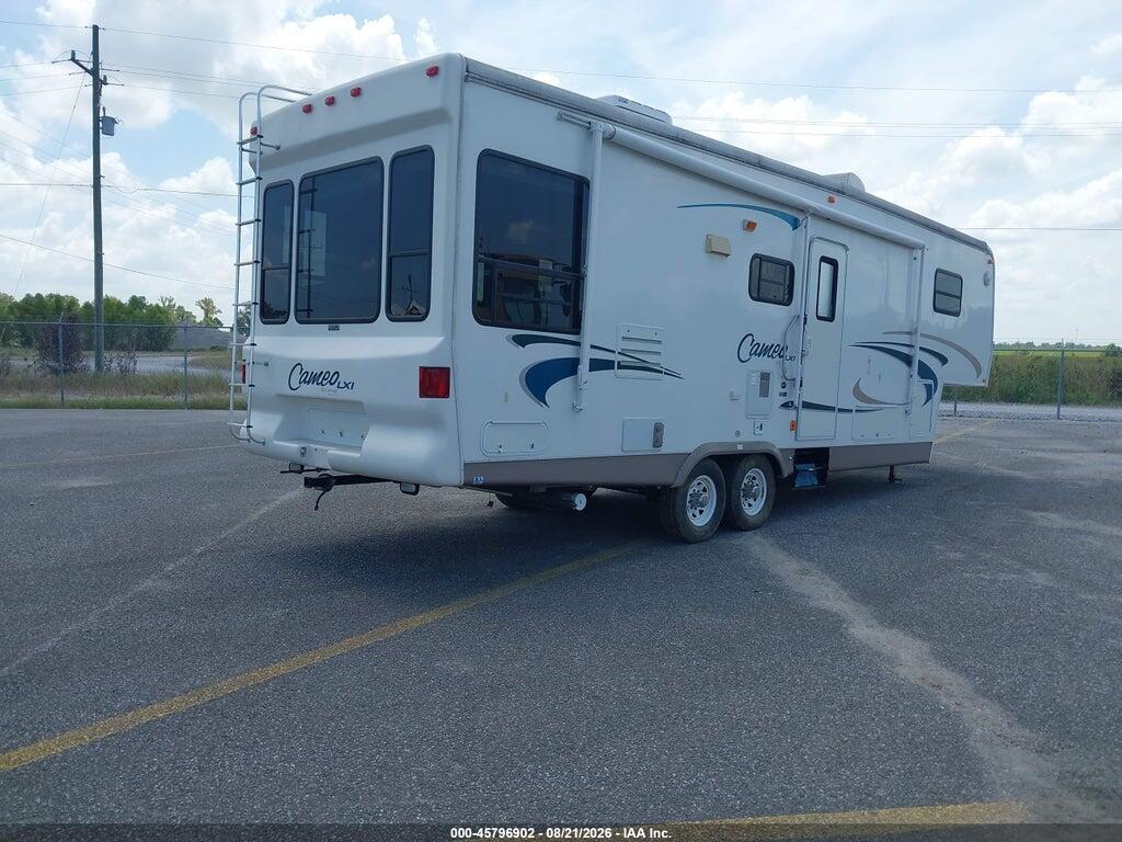 16F62E3R121A03212 2002 CAMEO 5TH WHEEL photo no. 4