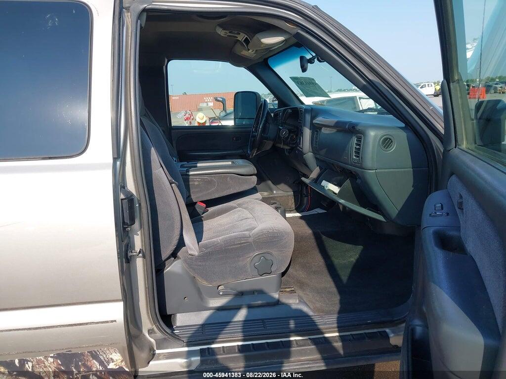 1GCHK29U62E229741 2002 CHEVROLET SILVERADO 2500HD photo no. 5