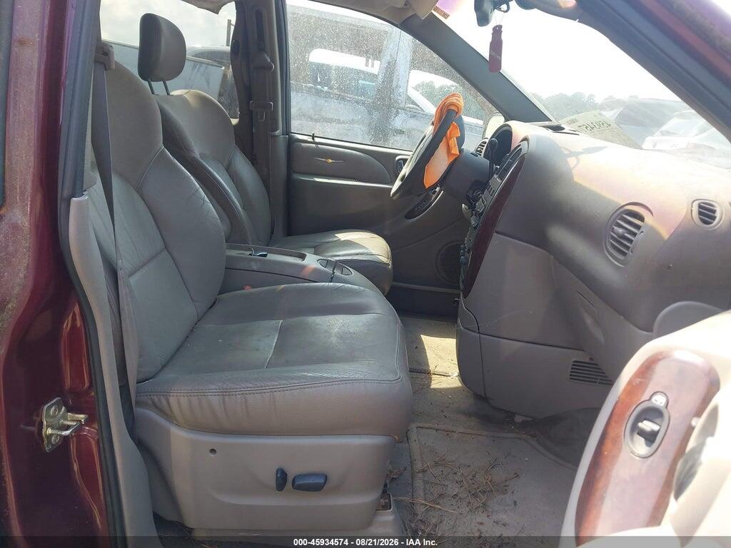 2C8GP64LX2R796975 2002 CHRYSLER TOWN & COUNTRY photo no. 5