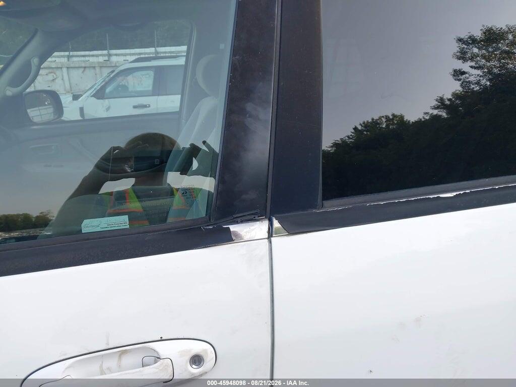 5TDBT44A44S222098 2004 TOYOTA SEQUOIA photo no. 6