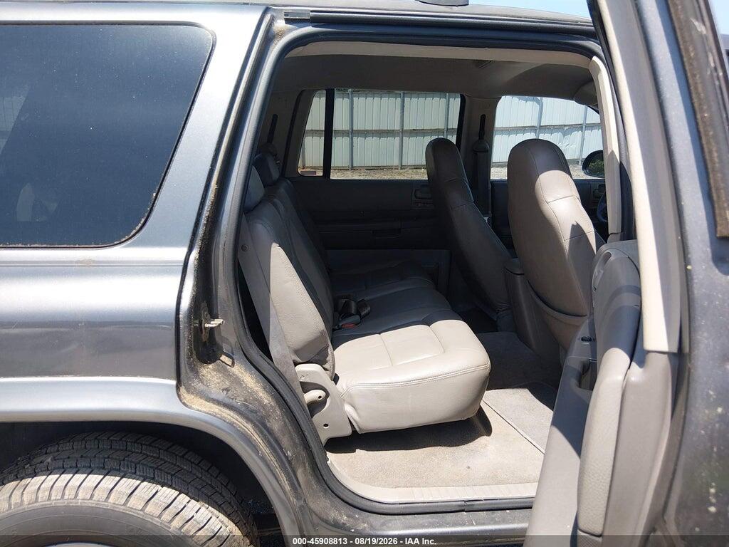1B4HR48N32F169264 2002 DODGE DURANGO photo no. 8