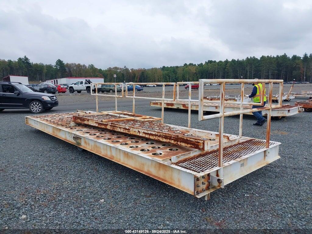 0000000CR15104083 2001 EQUIPMENT STEEL GSE 9333 photo no. 1