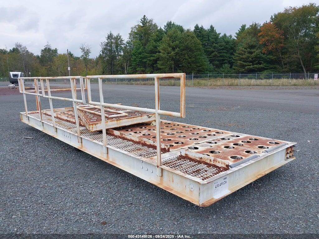 0000000CR15104083 2001 EQUIPMENT STEEL GSE 9333 photo no. 3