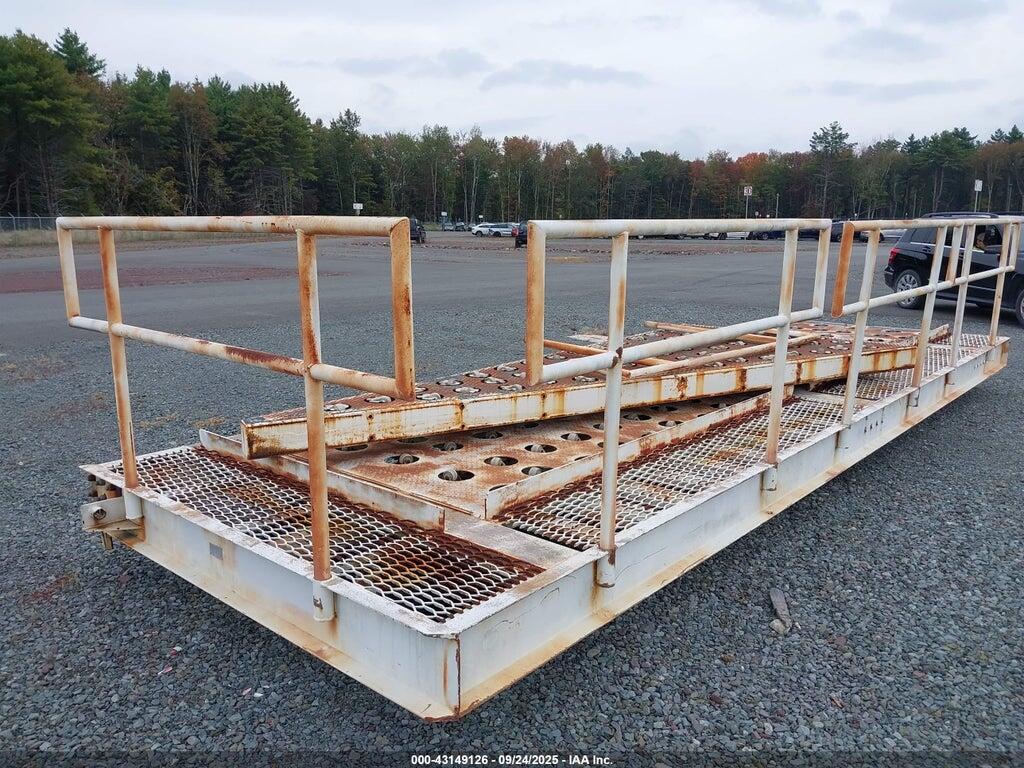 0000000CR15104083 2001 EQUIPMENT STEEL GSE 9333 photo no. 6