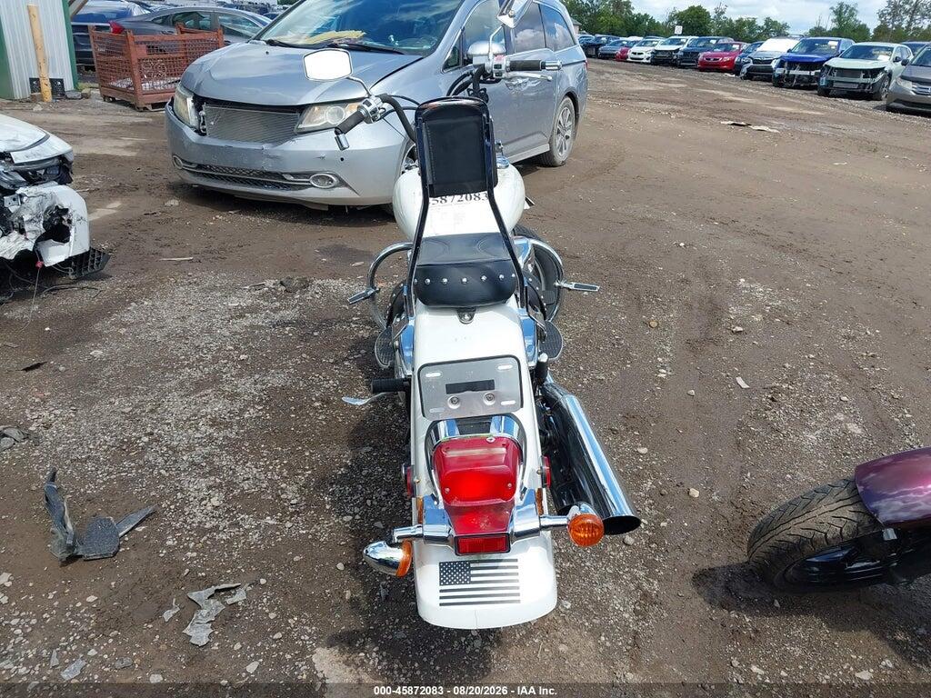 JS1VS55A762120402 2006 SUZUKI C50 photo no. 6