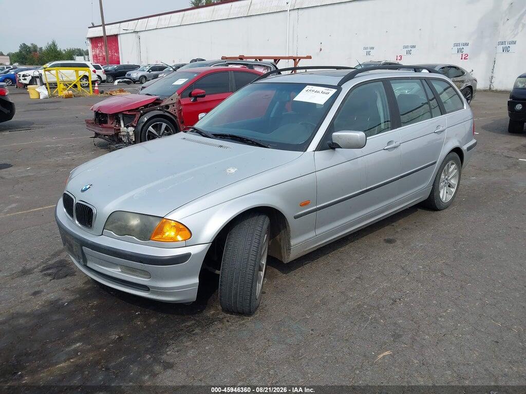 WBAAW33411ET40438 2001 BMW 325I photo no. 2