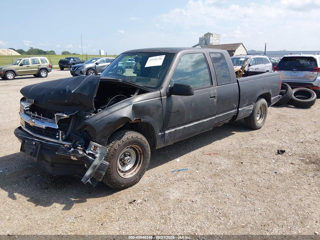 2GCEC19R8V1161518 1997 CHEVROLET C1500 photo no. 2