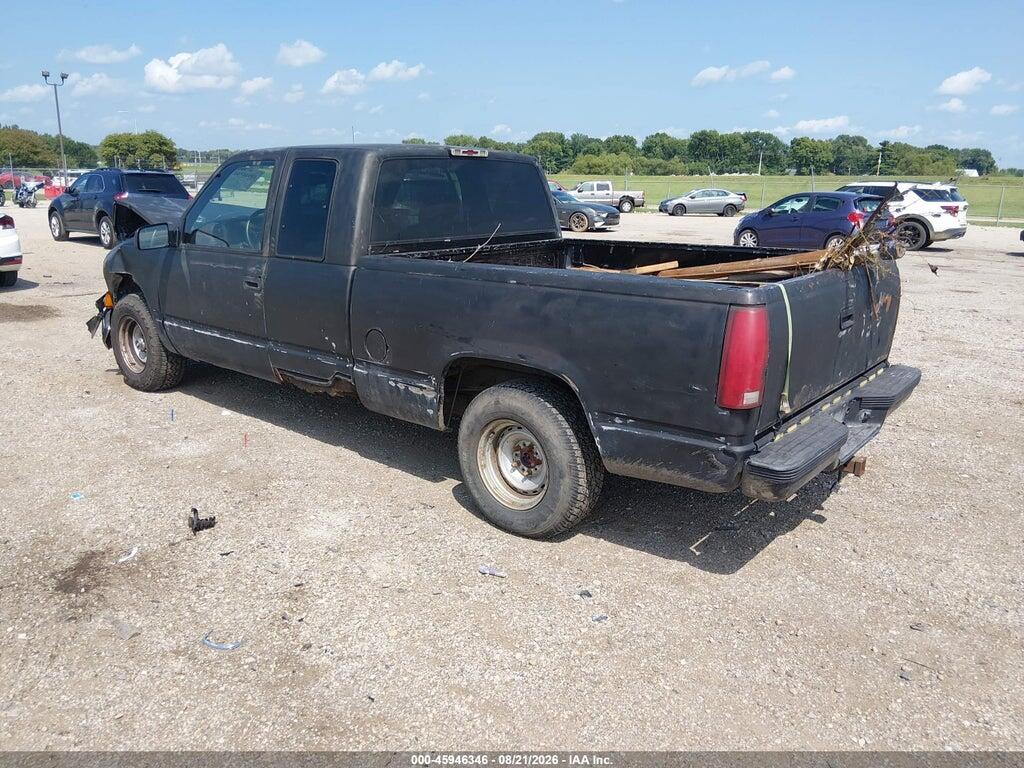 2GCEC19R8V1161518 1997 CHEVROLET C1500 photo no. 3