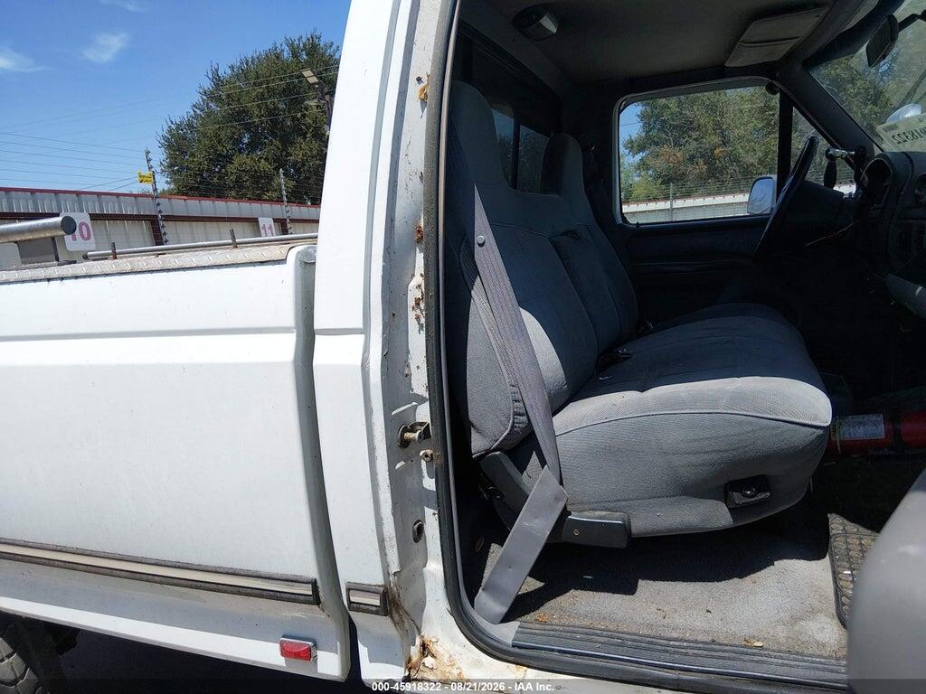 3FTHF36F1VMA00382 1997 FORD F-350 photo no. 8