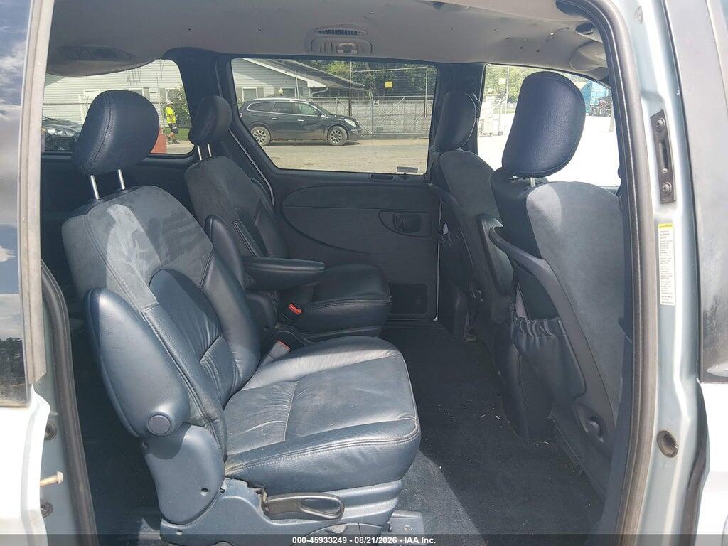 2C8GP64L81R321663 2001 CHRYSLER TOWN & COUNTRY photo no. 8