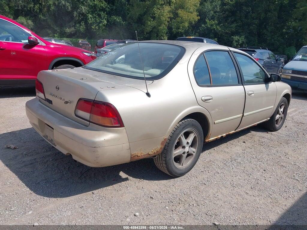 JN1CA21DXVM537050 1997 NISSAN MAXIMA photo no. 4