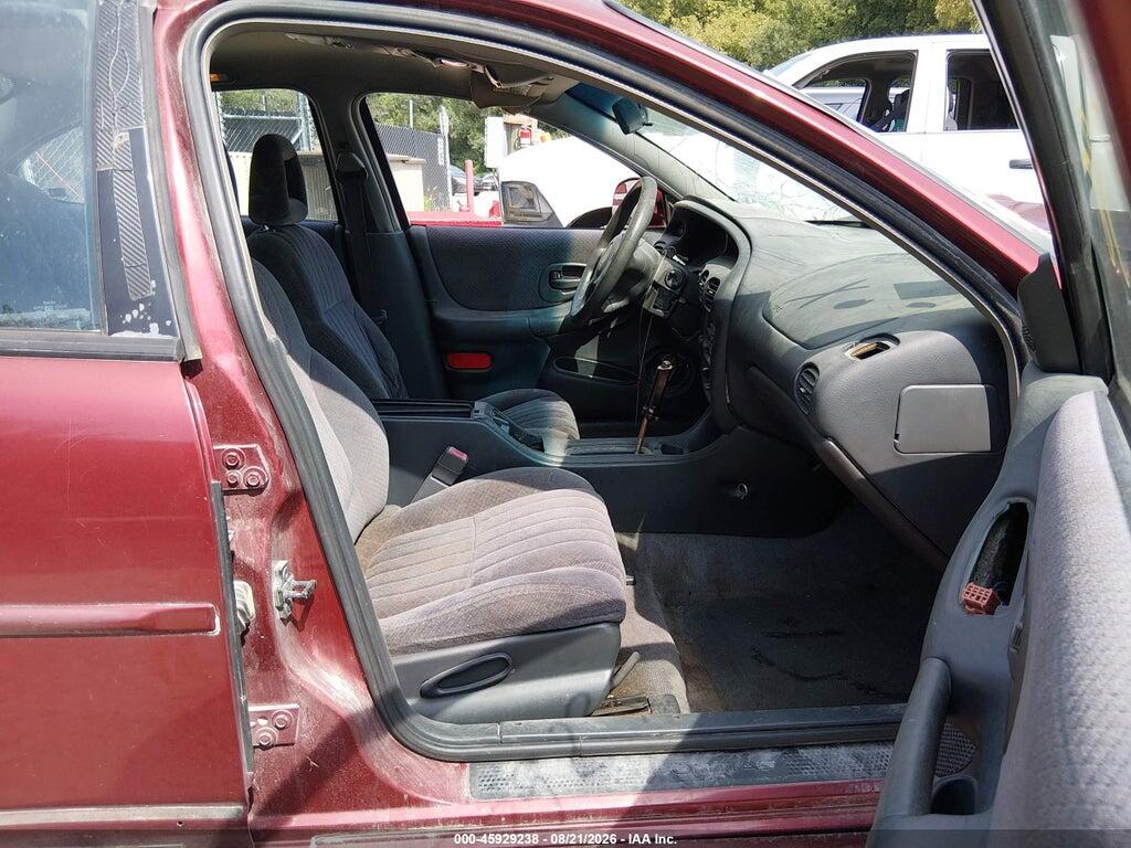 1G2WP52K82F122028 2002 PONTIAC GRAND PRIX photo no. 5