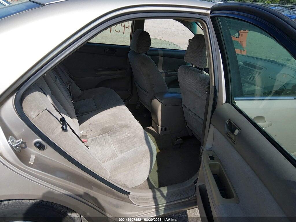 4T1BF30K22U536854 2002 TOYOTA CAMRY photo no. 8