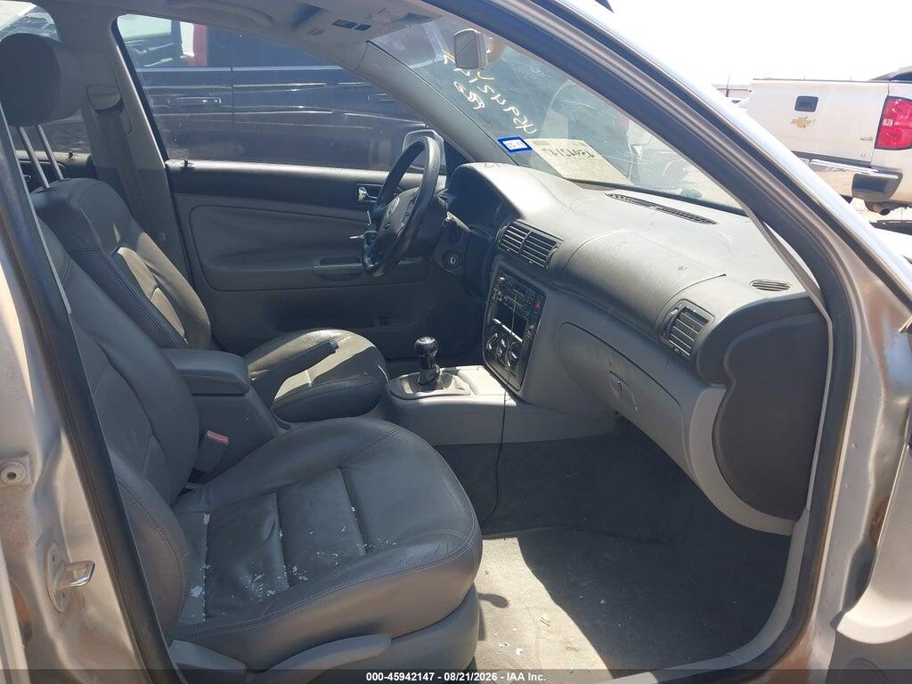 WVWPD63B12P032131 2002 VOLKSWAGEN PASSAT photo no. 5