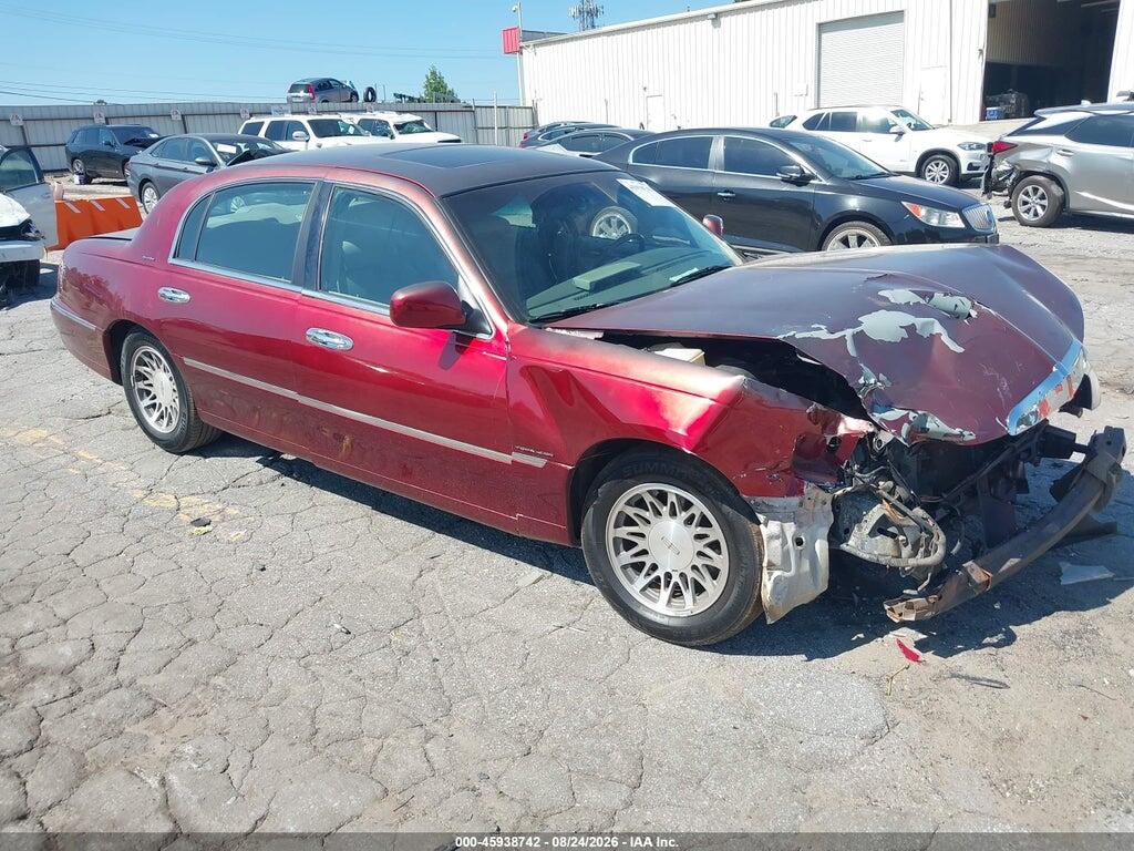 2001 LINCOLN TOWN CAR 1LNHM82W91Y607469