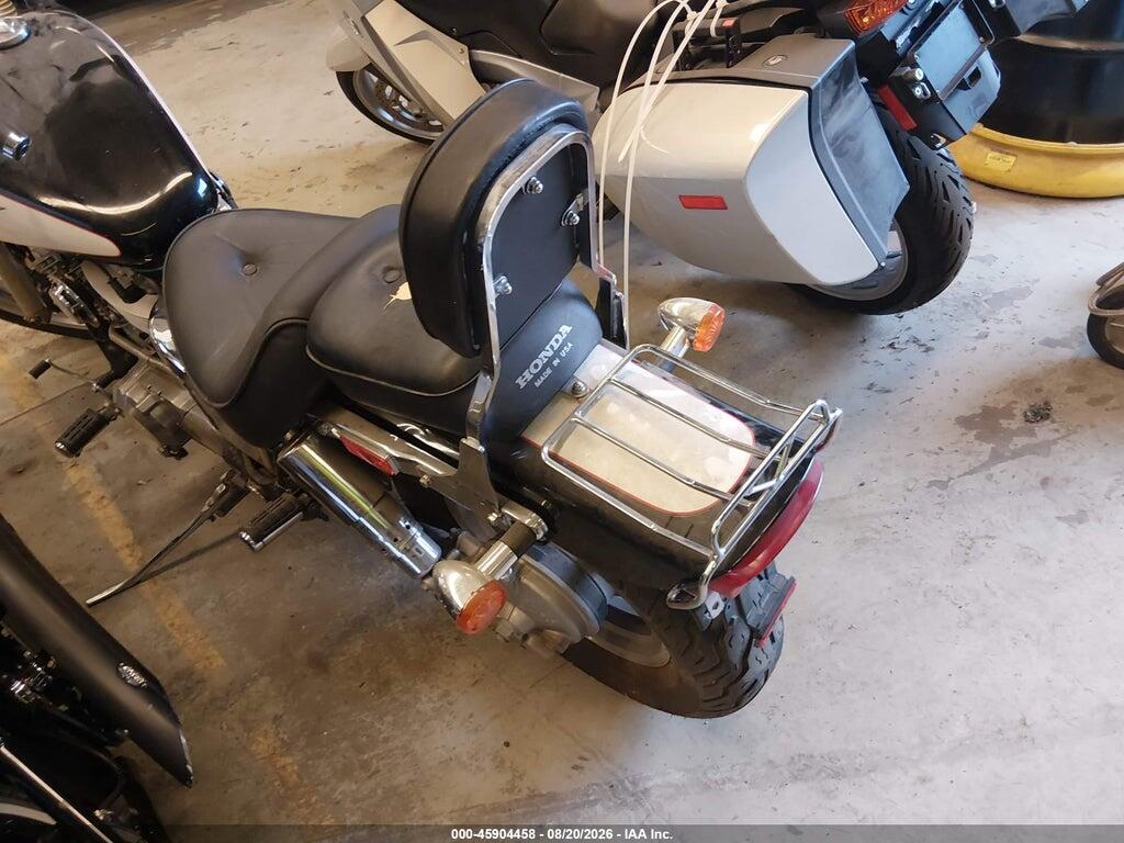 1HFSC1802SA901402 1995 HONDA VT1100 photo no. 11