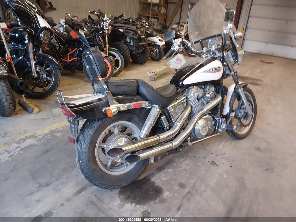 1HFSC1802SA901402 1995 HONDA VT1100 photo no. 4