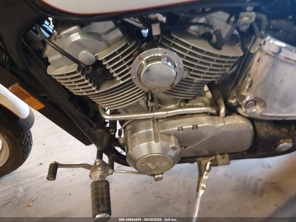 1HFSC1802SA901402 1995 HONDA VT1100 photo no. 9