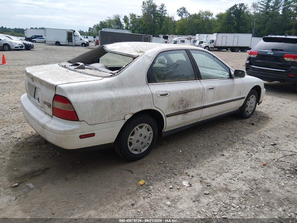 1HGCD5631SA015136 1995 HONDA ACCORD photo no. 4