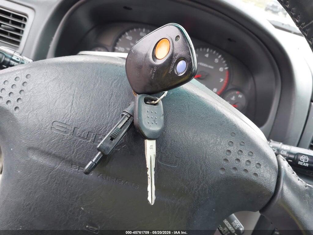 JF1SF65631H744465 2001 SUBARU FORESTER photo no. 11