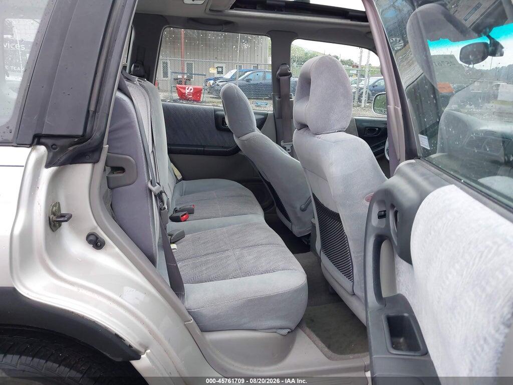 JF1SF65631H744465 2001 SUBARU FORESTER photo no. 8