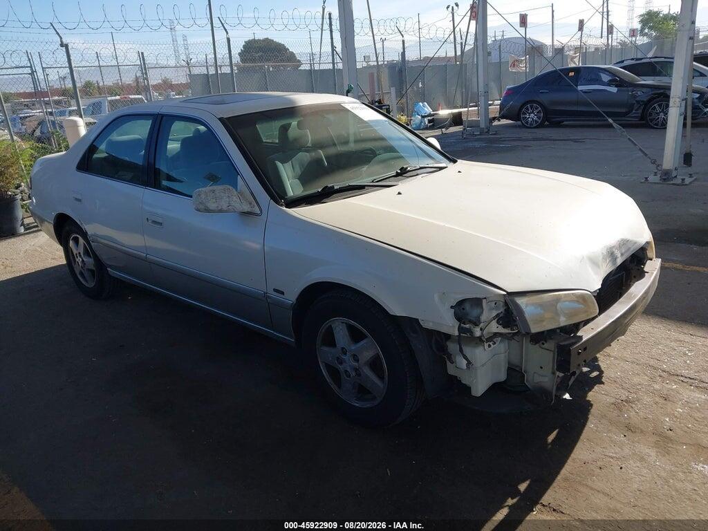 2001 TOYOTA CAMRY JT2BG22K210581784