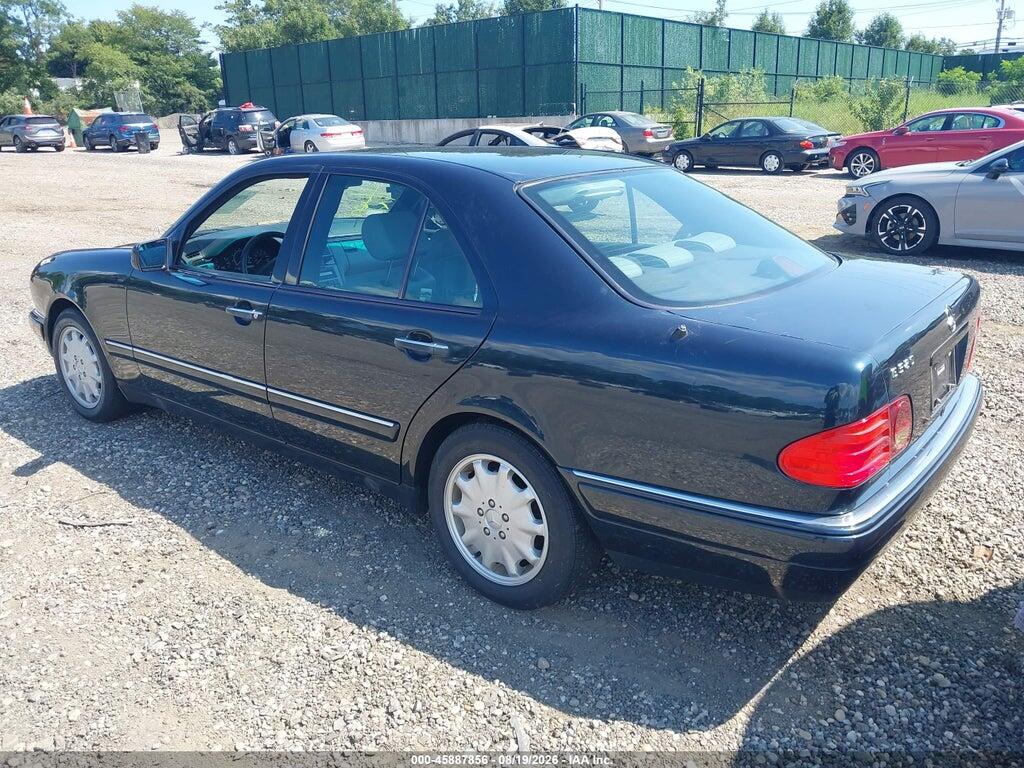 WDBJF55F8TJ010060 1996 MERCEDES-BENZ E photo no. 3