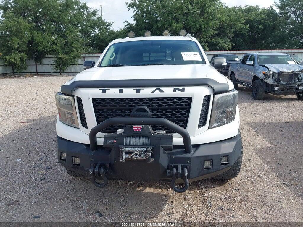 1N6AA1F35JN525775 2018 NISSAN TITAN XD photo no. 12